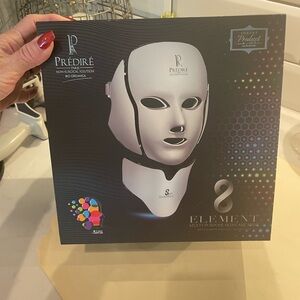 LED Light Therapy Mask. High end